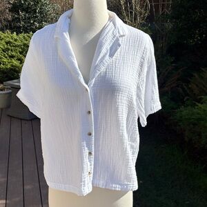 Old Navy White Textured Button-Down Shirt